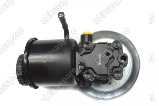 Насос гидроусилителя руля (ГУР) Nissan Safari Y60, TD42