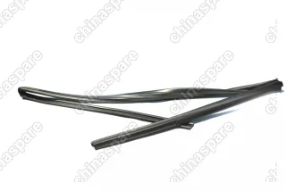 Уплотнитель двери передней правой Derways