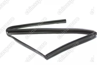 Уплотнитель двери задней левой Derways