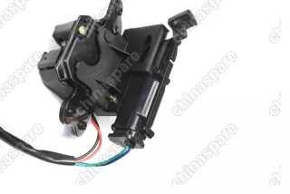 Замок багажника Geely Atlas