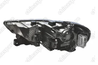 Фара головного света правая в сборе Haval F7 оригинал