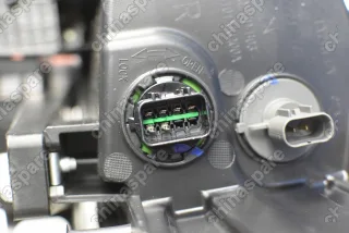 Фара головного света правая в сборе Haval F7 оригинал