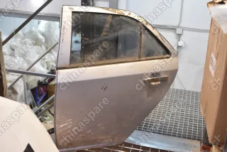 Дверь задняя левая в сборе Geely MK (уценка)