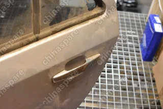 Дверь задняя левая в сборе Geely MK (уценка)