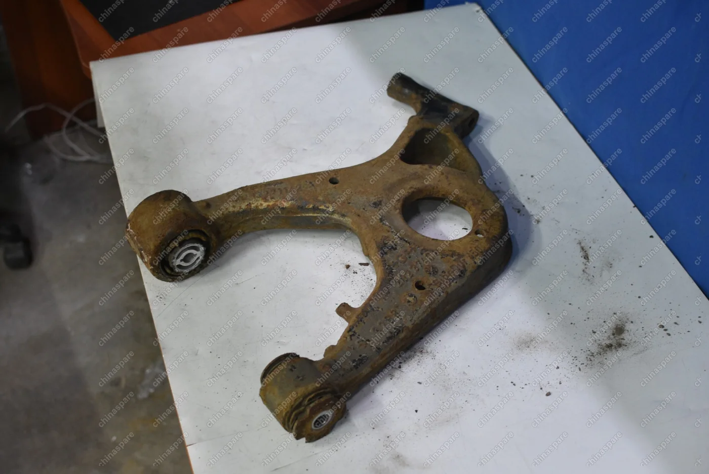 Рычаг задний нижний левый Opel Insignia AWD