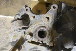 Кулак поворотный задний левый (со ступицей и пыльником) Opel Insignia 4WD