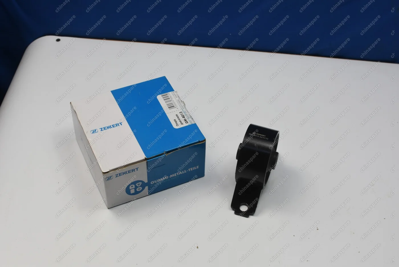 Опора двигателя передняя Zekkert Mitsubishi Colt V 96-, Lancer VI 95-, Mirage 95-