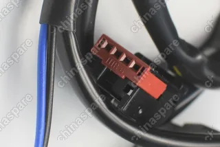 LR020997 Кнопка открывания багажной двери Freelander