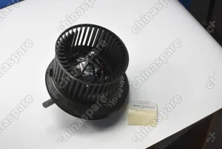 Моторчик печки Skoda Octavia A5 (уценка)