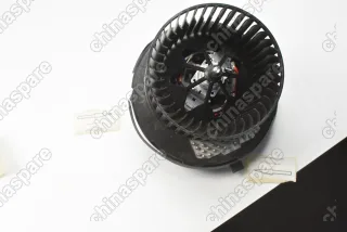 Моторчик печки Skoda Octavia A5 (уценка)