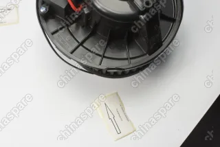 Моторчик печки Skoda Octavia A5 (уценка)