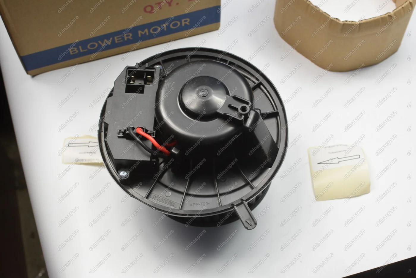 Моторчик печки Skoda Octavia A5 (уценка)