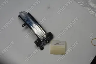 Повторитель в зеркало правый Volvo XC60 2008-2017 (уценка) 001