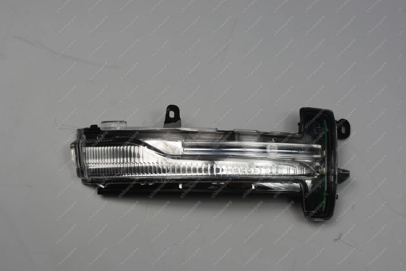 Повторитель в зеркало правый Volvo XC60 2008-2017