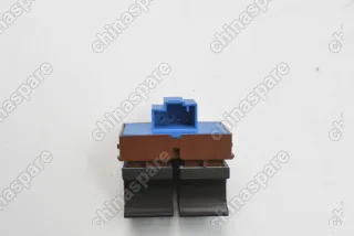 3C0959903B Кнопка открывания багажника/бензобака Volkswagen