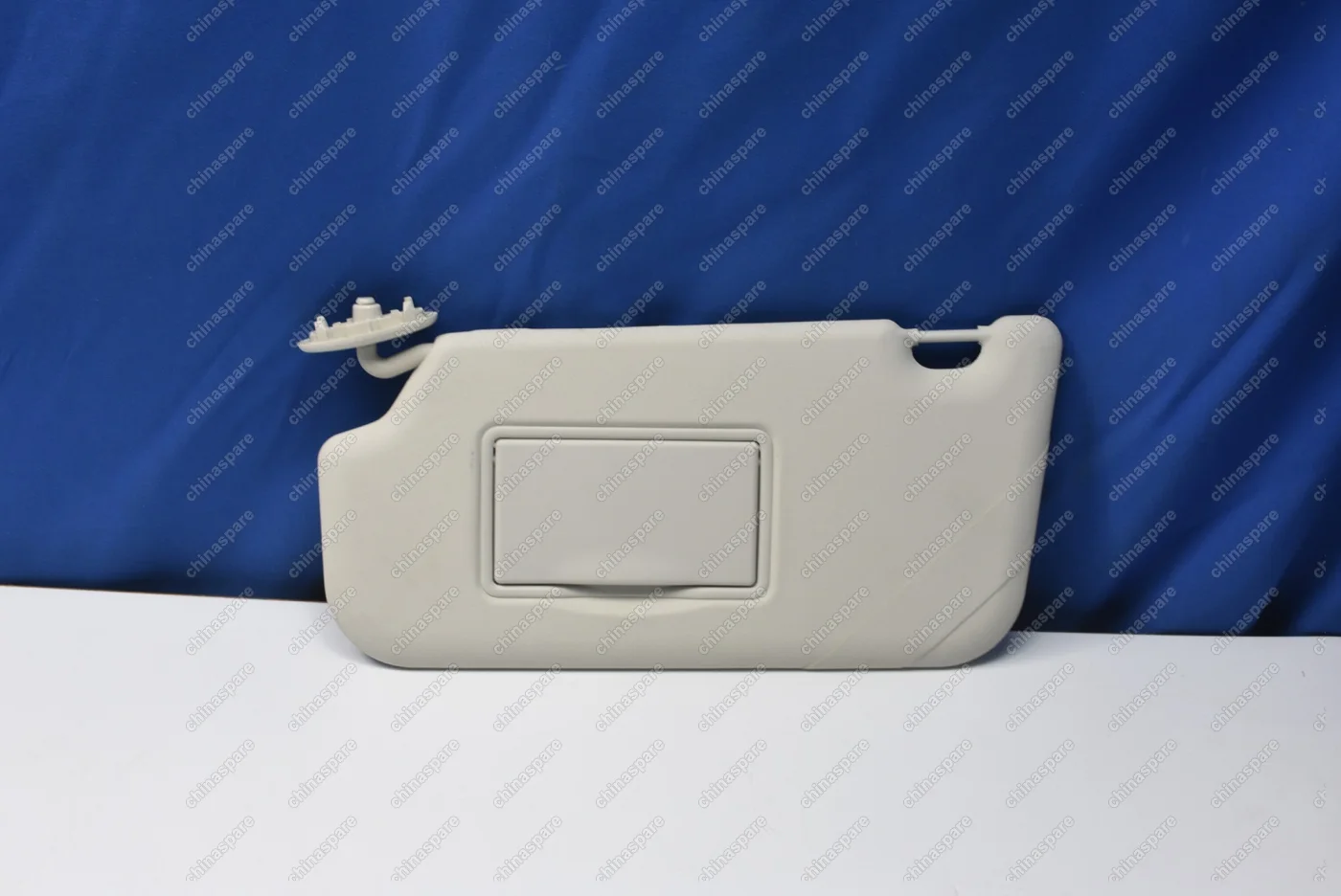 Козырек солнцезащитный левый Ford C-MAX