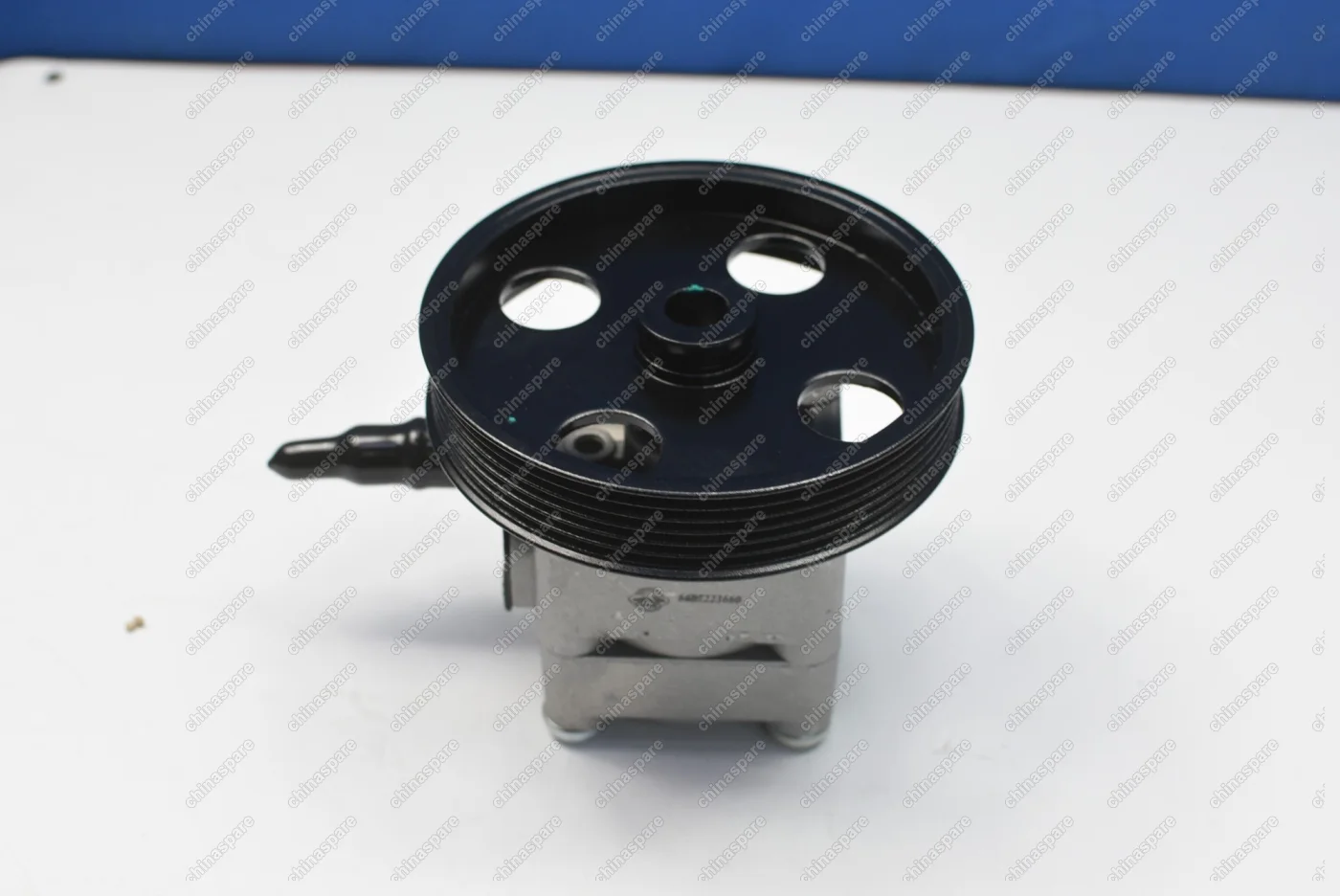 Насос гидроусилителя руля Ford / Mitsubishi / Volvo