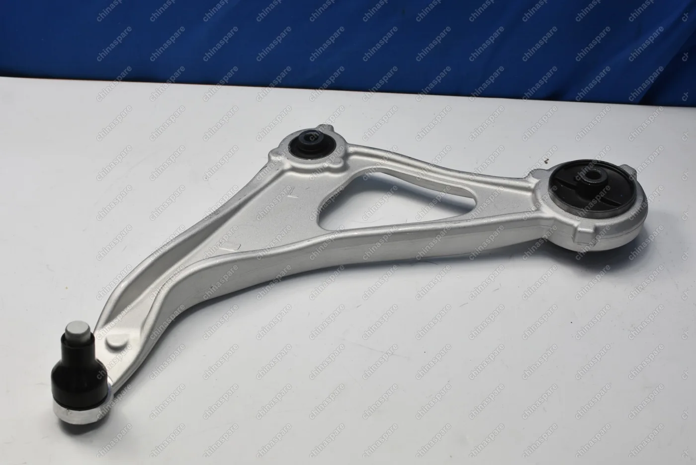 Рычаг передний левый Nissan Teana L33