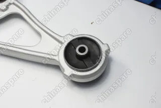 Рычаг передний левый Nissan Teana L33