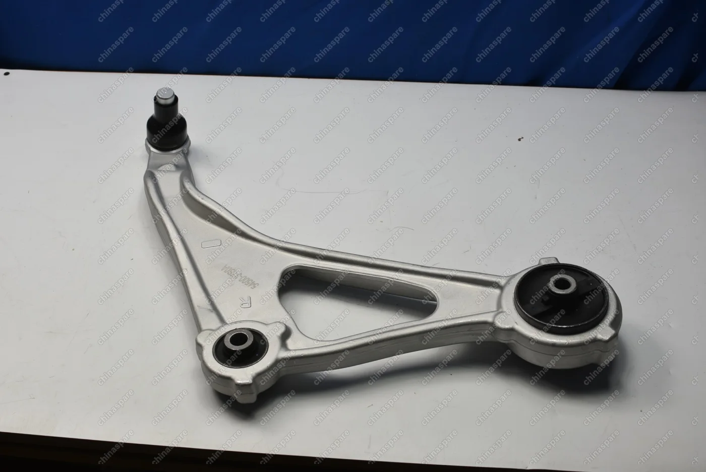 Рычаг передний правый Nissan Teana L33