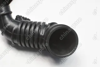 Патрубок воздушный Mitsubishi L200 KB4T 4D56