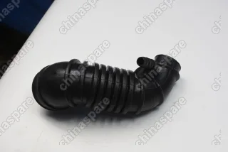 Патрубок воздушный Mitsubishi L200 KB4T 4D56