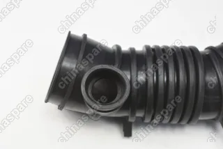 Патрубок воздушный Mitsubishi Pajero Sport 6G72