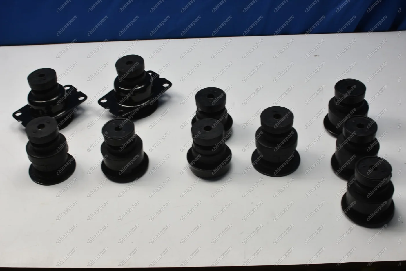 Подушки кузова (рамы) Nissan Terrano D21