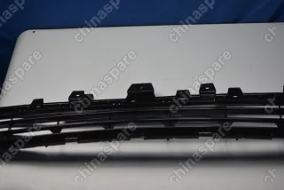 Решетка бампера переднего центральная Haval Jolion