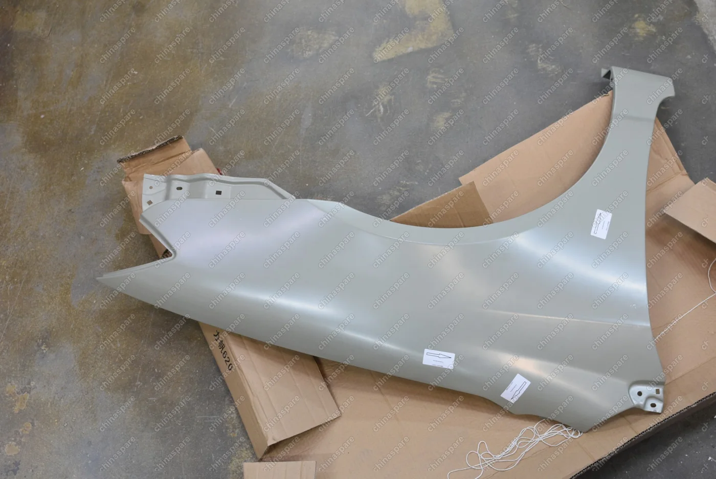 Крыло переднее правое Lifan Solano I 620 08-14 (уценка)