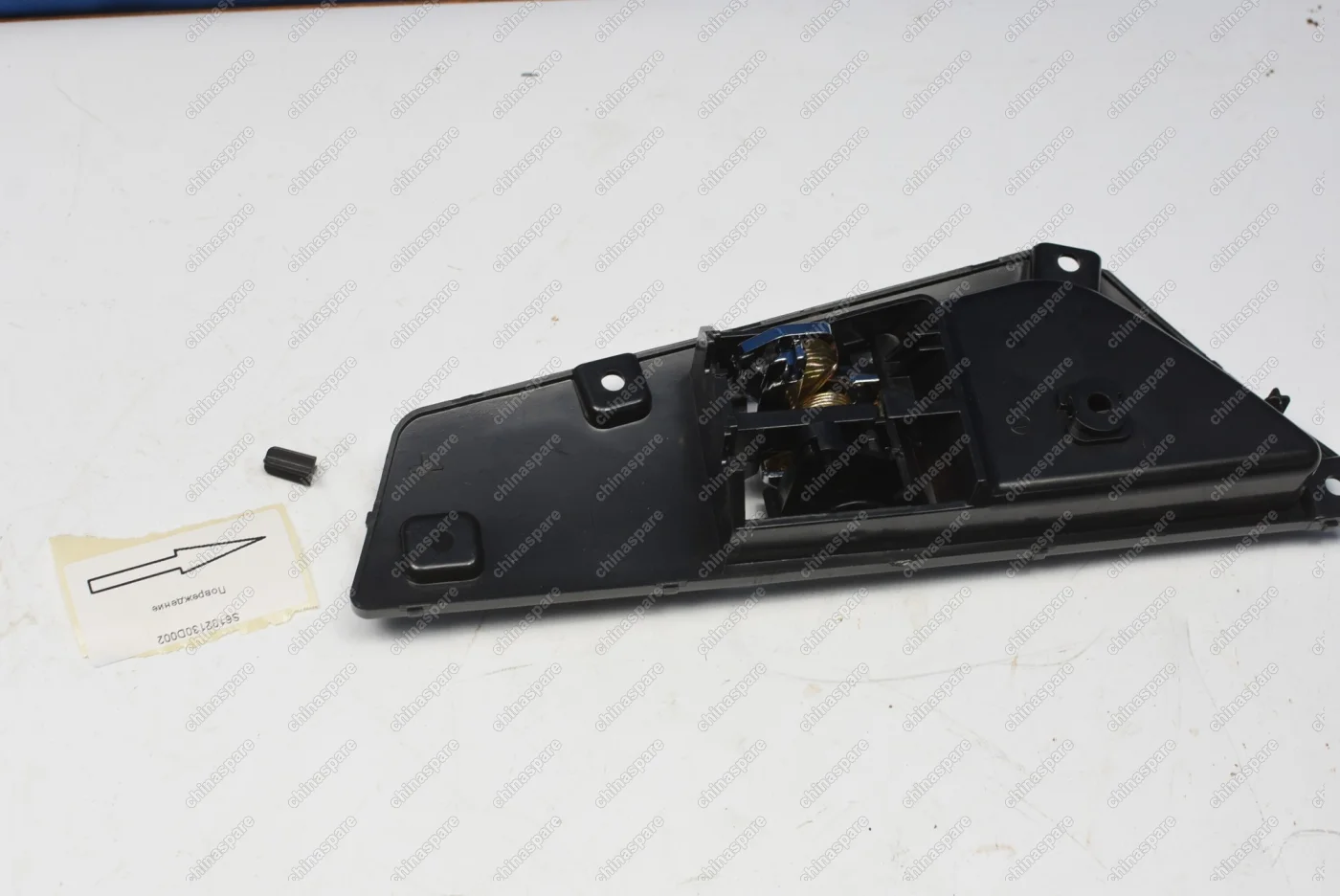 Ручка двери внутренняя левая Lifan X60 (уценка)