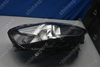 Фара головного света правая в сборе Haval F7 (уценка)