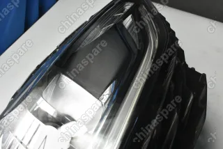 Фара головного света правая в сборе Haval F7 (уценка)