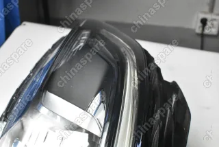 Фара головного света правая в сборе Haval F7 (уценка)