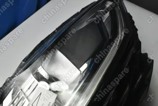 Фара головного света правая в сборе Haval F7 (уценка)