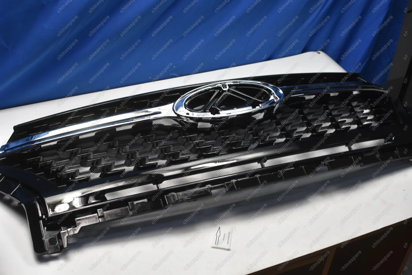 Решетка радиатора Chery Tiggo 4 FL (уценка)