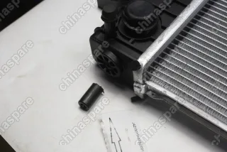 Радиатор охлаждения Chery Tiggo 2 (автомат) A13T (уценка)