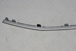 Молдинг переднего бампера центральный Chery Tiggo 7 Pro