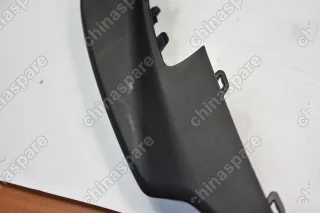 Спойлер бампера переднего средний Geely Coolray (уценка)