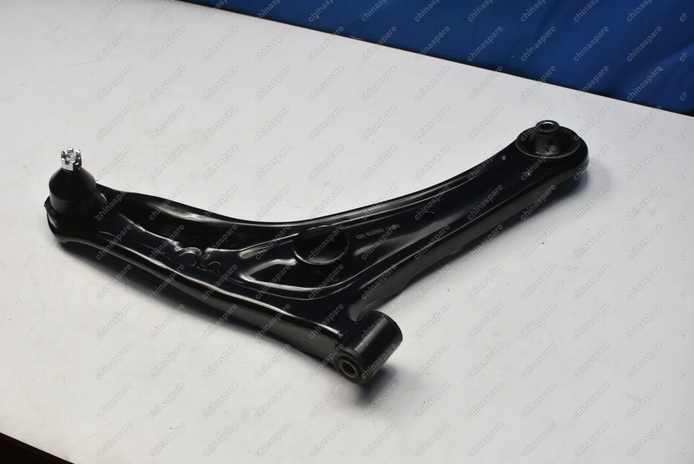 Рычаг передний правый Miles Geely MK