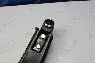 Рычаг передний правый Luxgen 7