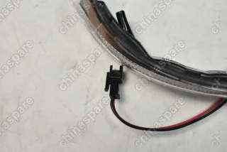 Повторитель поворота левый (в зеркало) Lifan Solano 2