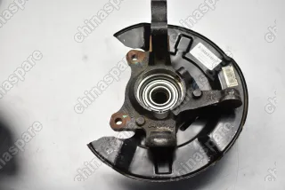 Кулак поворотный правый Geely Emgrand EC7 (со ступицей и подшипником)