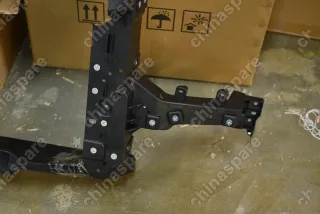 Рамка радиатора (телевизор) Geely Atlas