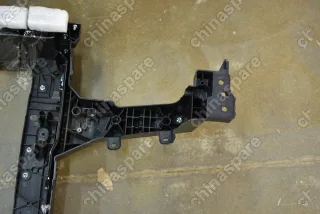 Рамка радиатора (телевизор) Geely Atlas