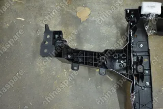 Рамка радиатора (телевизор) Geely Atlas