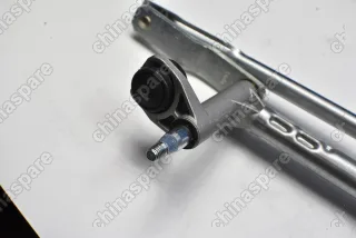 Трапеция стеклоочистителей (без мотора) Skoda Octavia A5 / Volkswagen Golf V, Jetta 5