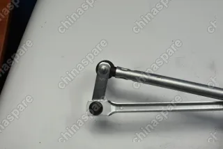 Трапеция стеклоочистителей (без мотора) Mercedes-Benz Sprinter 95-06, Sprinter Classic / Volkswagen LT 95-06