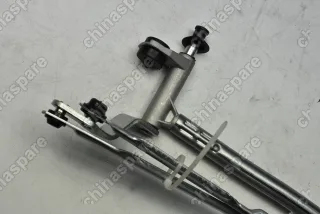 Трапеция стеклоочистителей (без мотора) Volkswagen Touran 03-10  Caddy 3 04-15