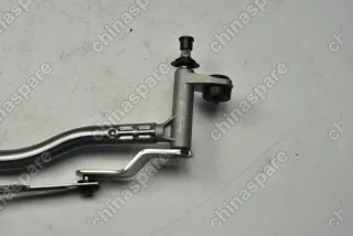 Трапеция стеклоочистителей (без мотора) Volkswagen Touran 03-10  Caddy 3 04-15